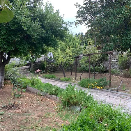 House In Propan Kalamaki (Thessaly)